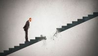 Bank boards must close up the gaps to oversee compliance appropriately.
