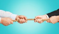First of a series: Many bank incentive programs bear no connection to individual performance, according to Crowe Horwath&rsquo;s most recent human resources survey. The survey also uncovered deficiencies in some basic HR practices.