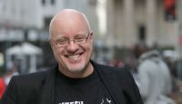 Brash as always, Brett King acts both the agitator and the leader as banks sort out their mobile future.