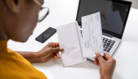 More Americans Living Paycheck-to-Paycheck Than Five Years Ago, Bank of America Data Shows