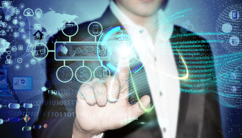 Advance Risk Management by Simplifying Banking’s Cluttered Tech Stack