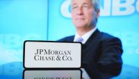 JPMorgan Chase Tops Estimates but CEO Cautions Investors
